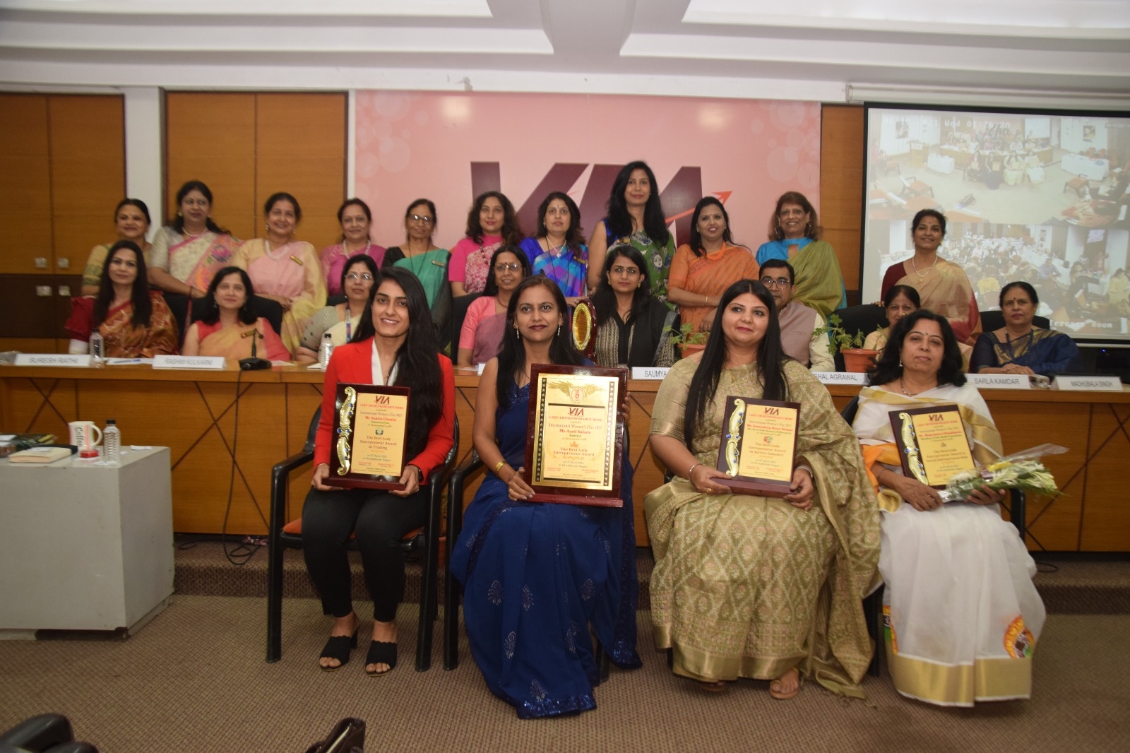 महिला उद्यमियों को प्रोत्साहित करने वीआईए ल्यू के प्रयास सराहनीय - सौम्या शर्मा