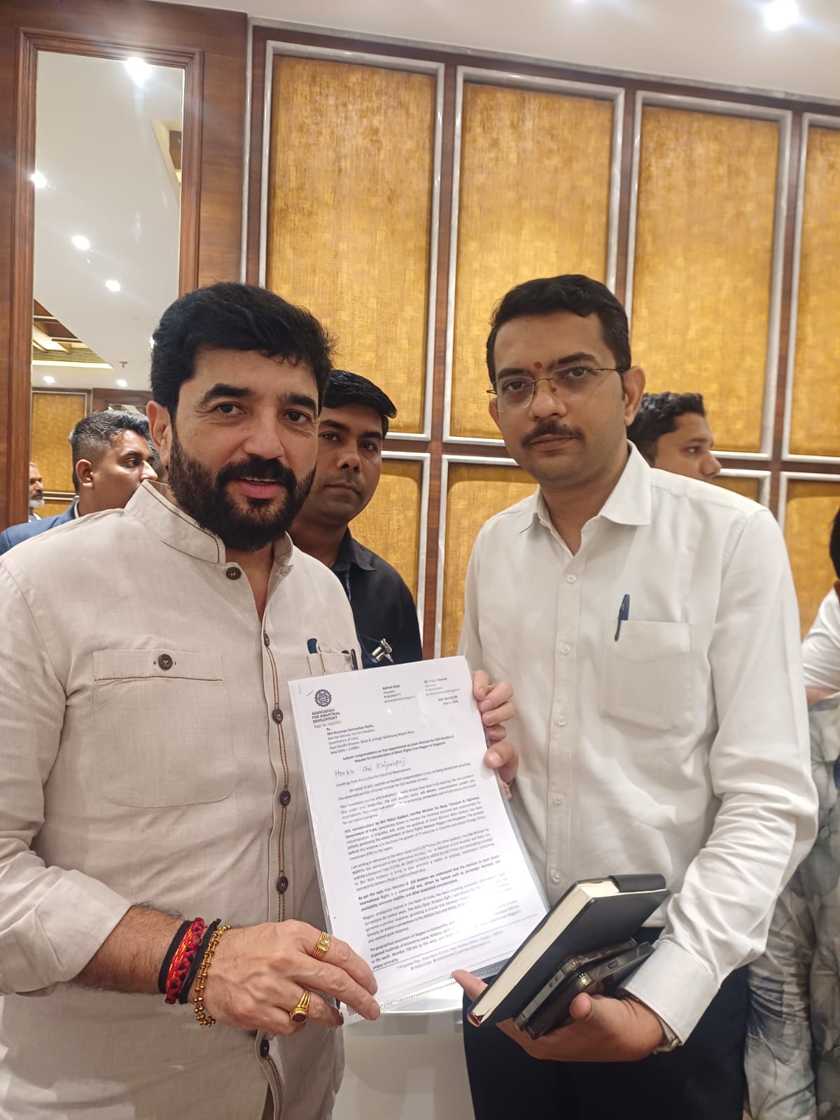 नागपुर से दक्षिण-पूर्व एशिया के लिए सीधी उडानों की मांग पर चर्चा का मुरलीधर मोहोल का आश्वासन