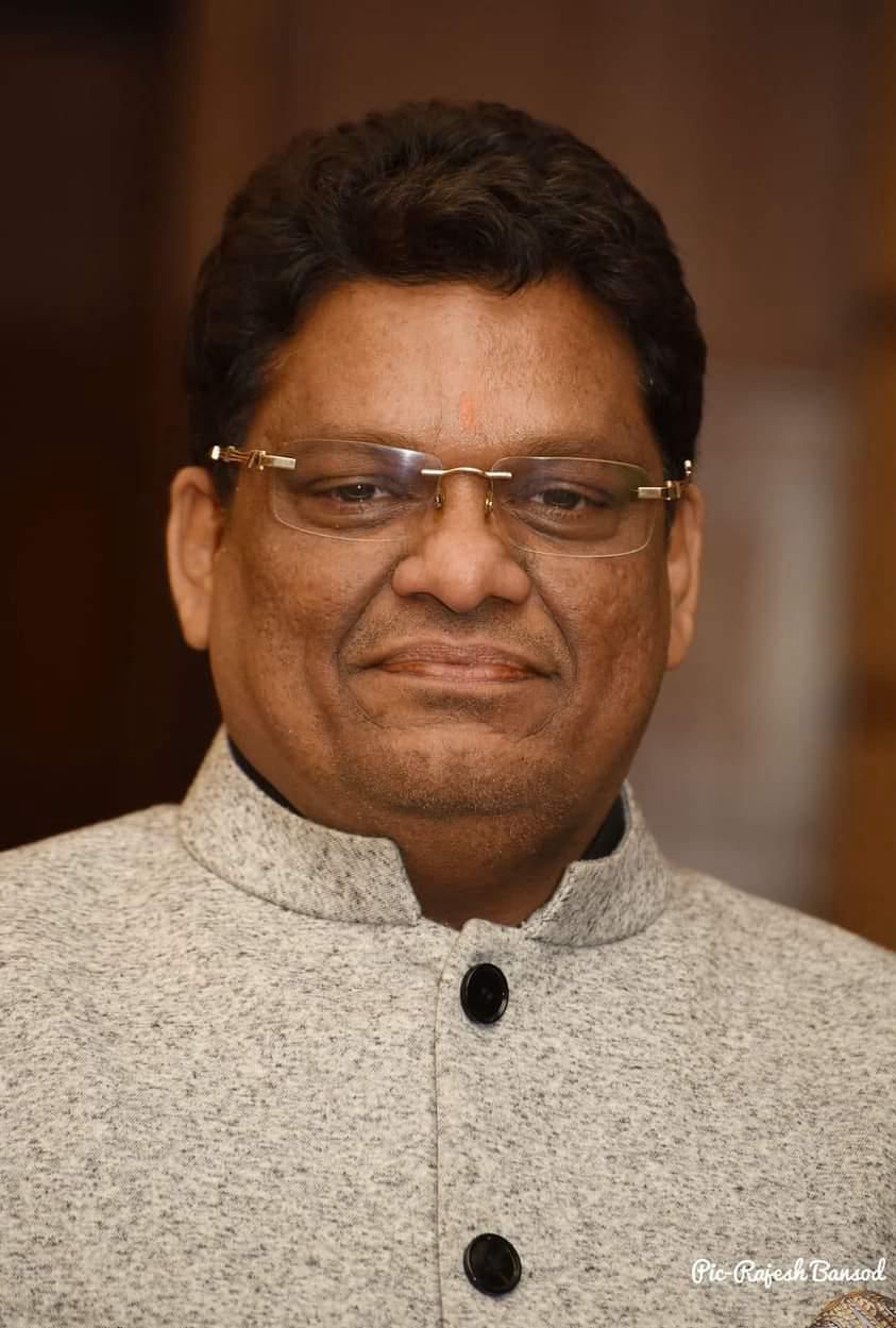 24 घंटे वाणिज्यिक प्रतिष्ठानों को खुले रखने की अनुमति एक ऐतिहासिक सुधार : डाॅ दीपेन अग्रवाल 24 घंटे वाणिज्यिक प्रतिष्ठानों को खुले रखने की अनुमति एक ऐतिहासिक सुधार : डाॅ दीपेन अग्रवाल