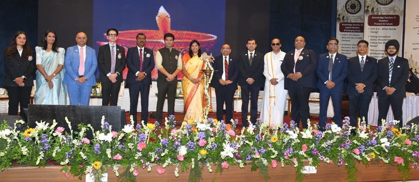 आईसीएआई का सीए छात्रों के लिए श्रेष्ठ उत्कृष्टता, नेतृत्व और निरंतर विकास पर राष्ट्रीय सम्मेलन आईसीएआई का सीए छात्रों के लिए श्रेष्ठ उत्कृष्टता, नेतृत्व और निरंतर विकास पर राष्ट्रीय सम्मेलन